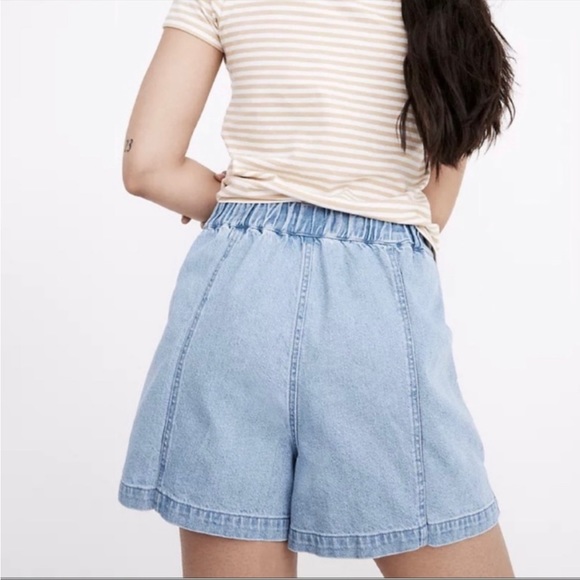 Madewell Denim Easy Pull-On Shorts in Rathmore Wash Style MD750 - Picture 3 of 9